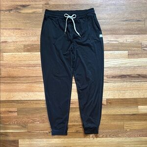 Women’s Vuori Performance Joggers, Size Medium Long